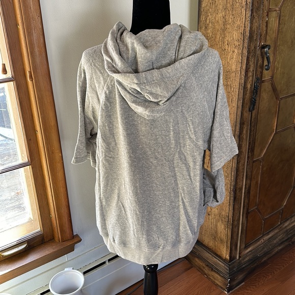 Hooded Zip Sweatshirt - Picture 4 of 6